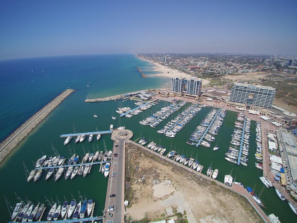 Israel Marina Village, Garden Vacation Apartment Herzliya Экстерьер фото